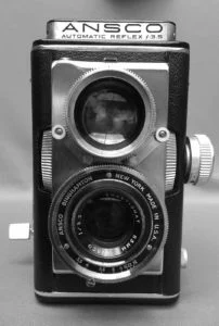 A first model Reflex, fitted with a Heiland sync.